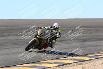 media/Jan-14-2024-SoCal Trackdays (Sun) [[2e55ec21a6]]/Bowl (11am)/